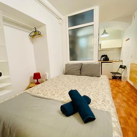 011 Apartamento 1 3 Daire Barselona Dış mekan fotoğraf