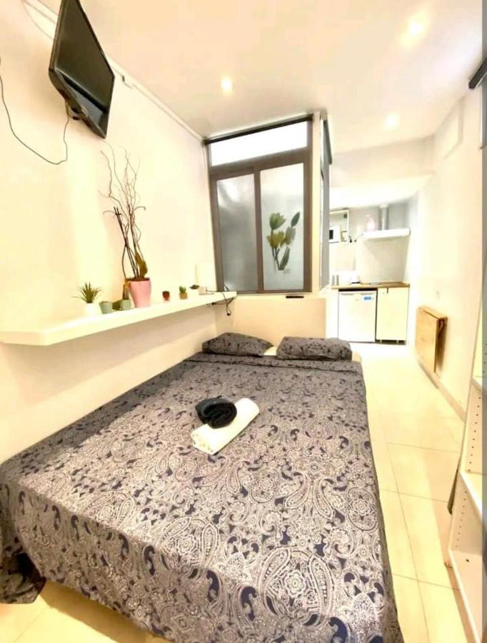 011 Apartamento 1 3 Daire Barselona Dış mekan fotoğraf